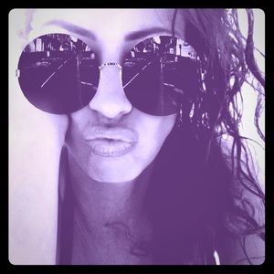 Meet your Posher, Mary